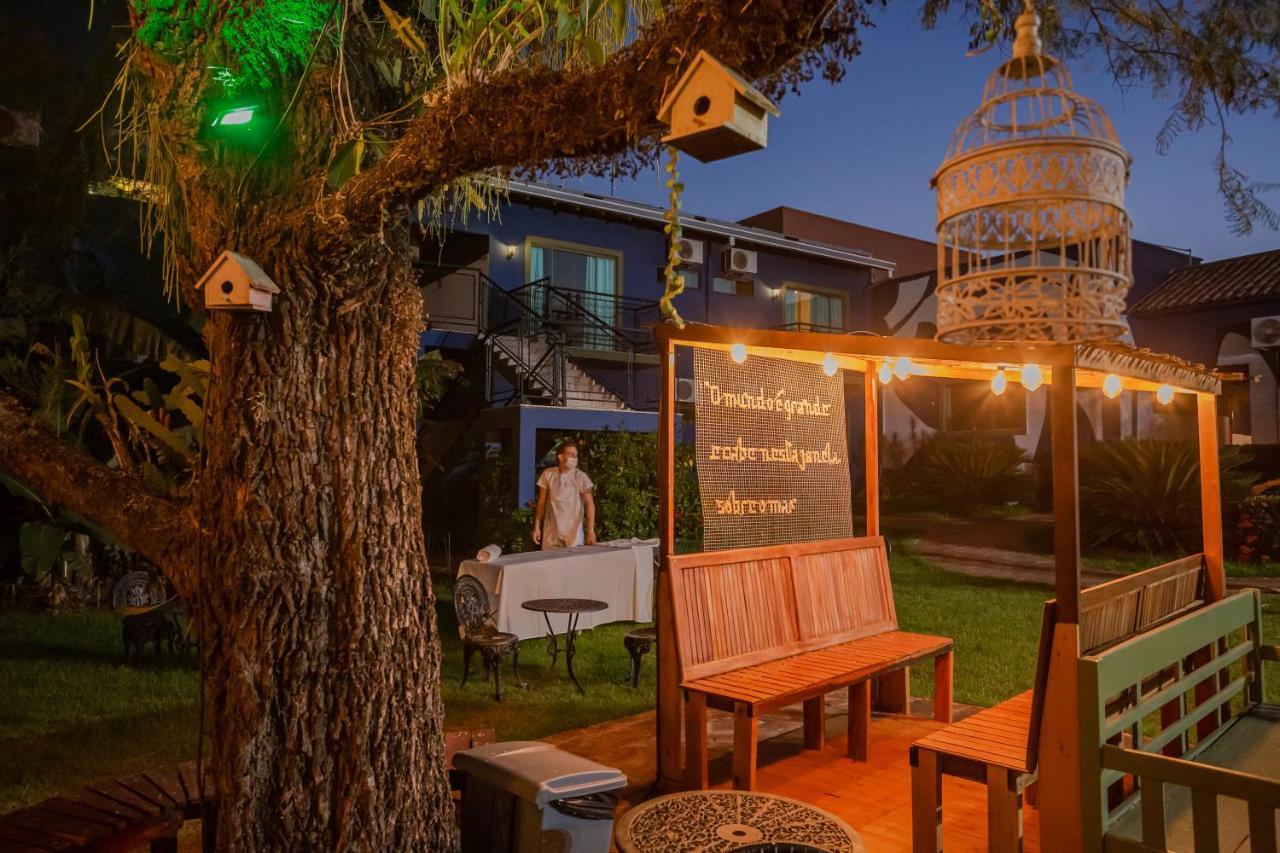 The Garden Hotel Bonito  Bagian luar foto