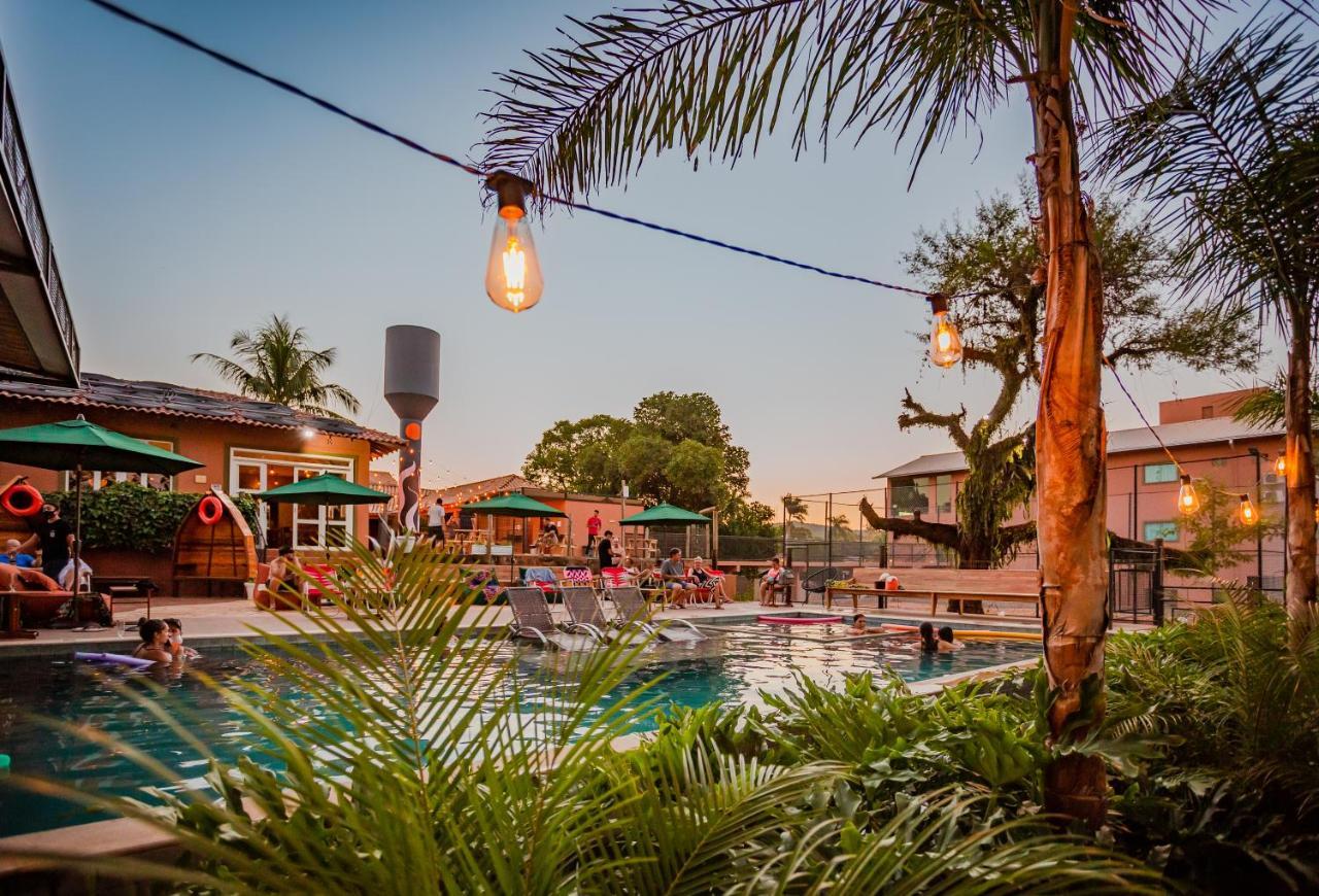 The Garden Hotel Bonito  Bagian luar foto