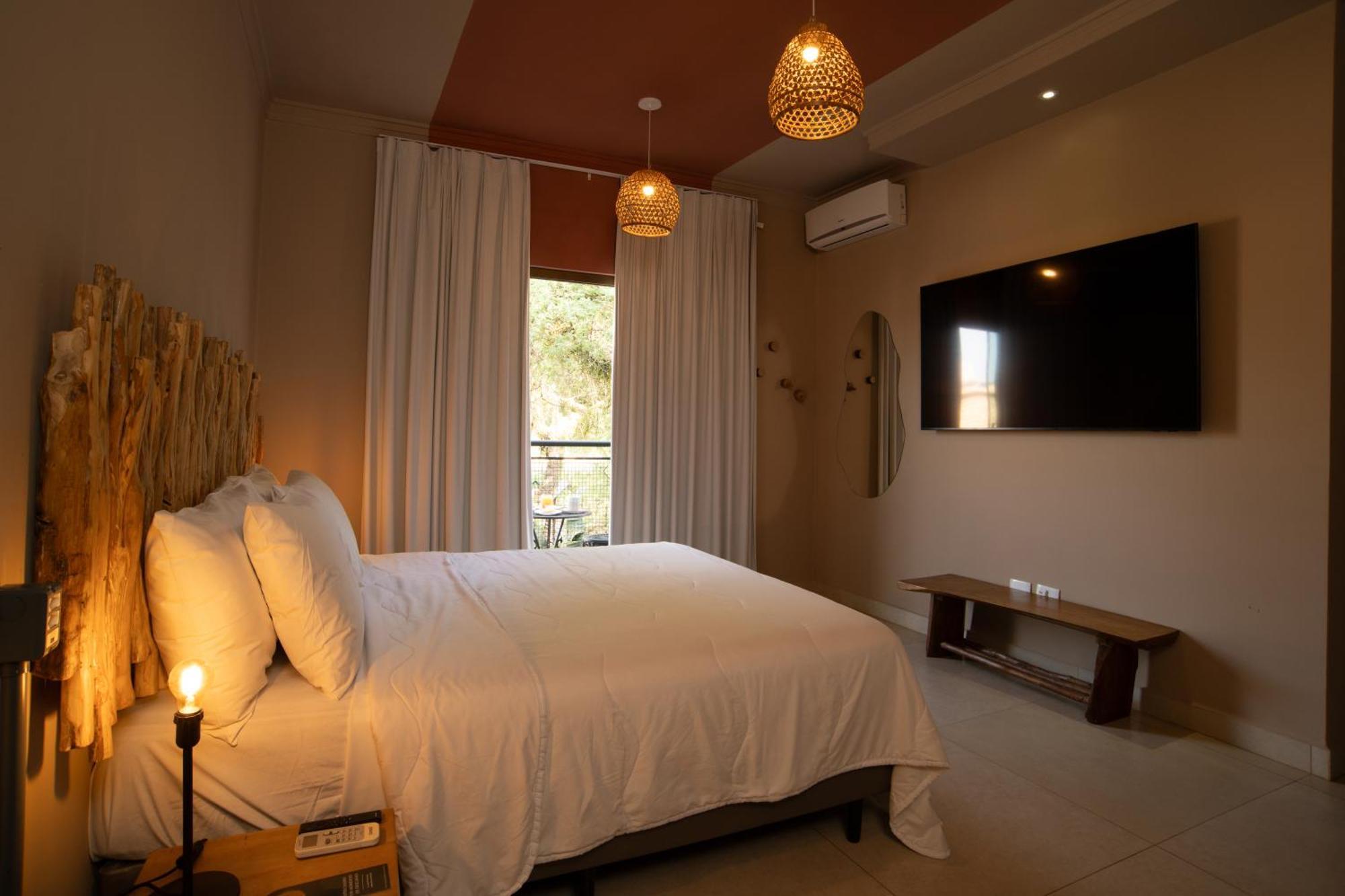 The Garden Hotel Bonito  Bagian luar foto