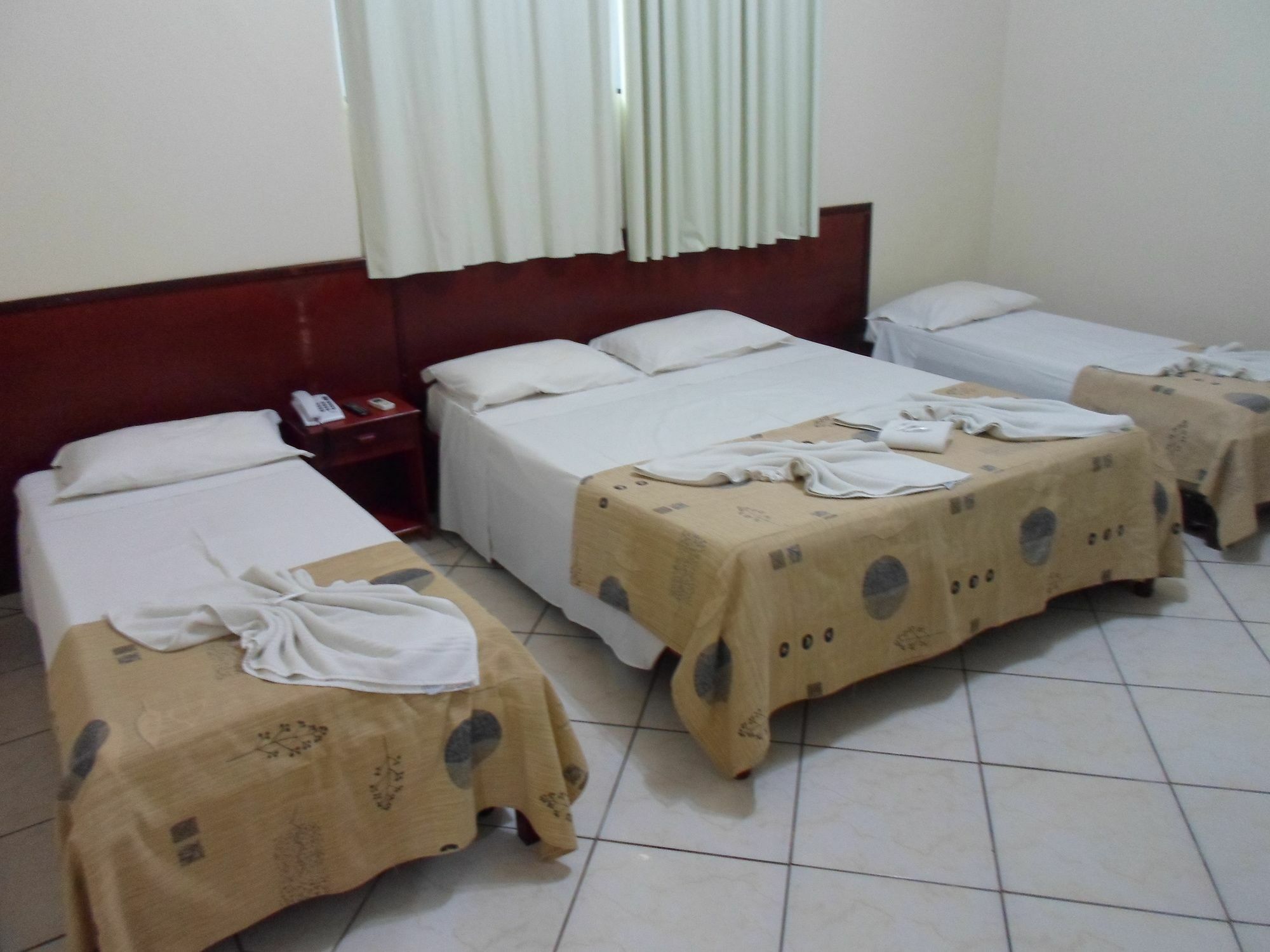 The Garden Hotel Bonito  Bagian luar foto