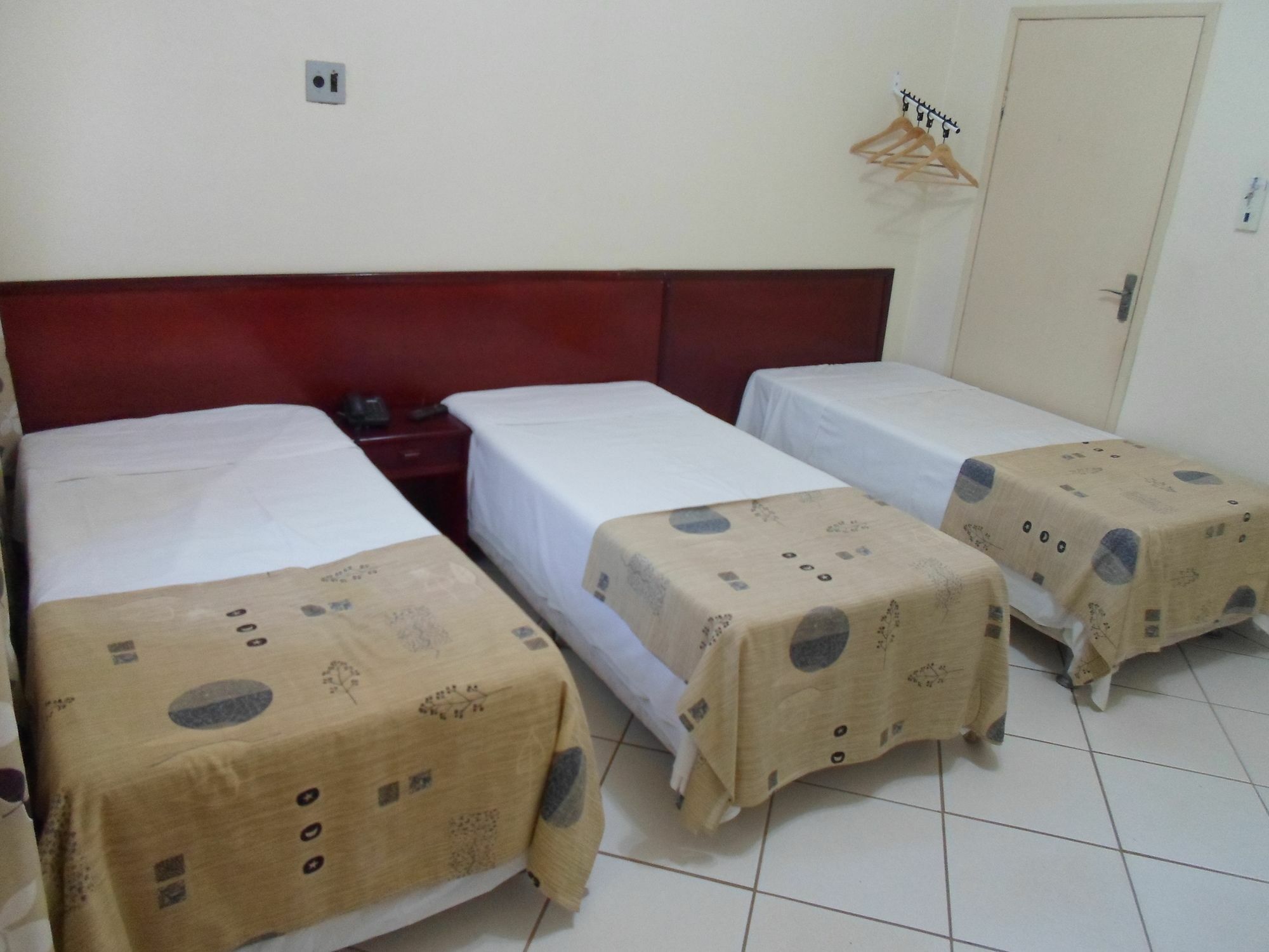 The Garden Hotel Bonito  Bagian luar foto